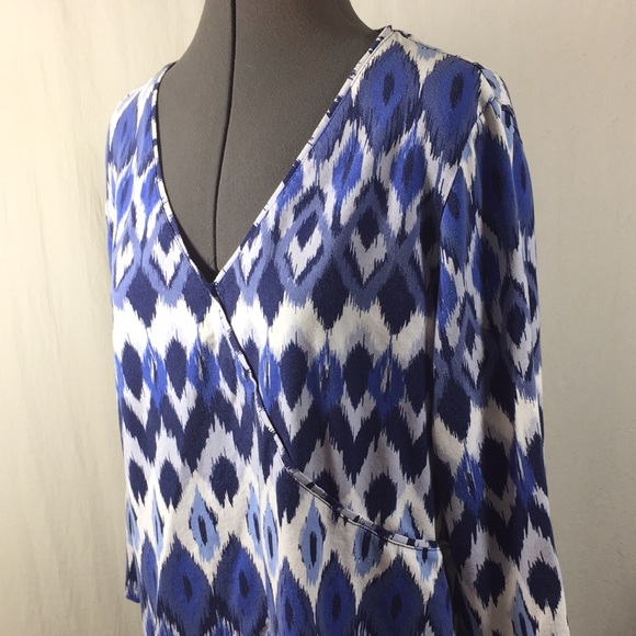 Ruby Rd. Blue and White Patterned Top - Picture 3 of 8